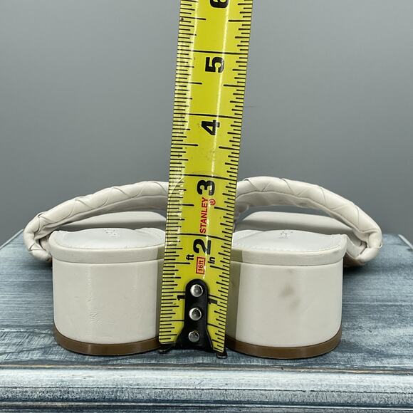 New Marc Fisher Women’s Casper Slip-on Block Heel Sandals White Size 9M - Picture 4 of 10